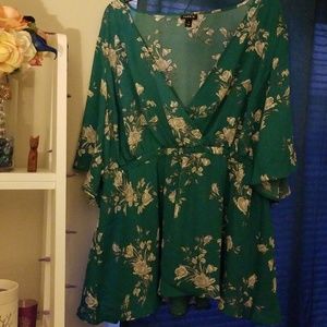 Torrid floral print top size 1